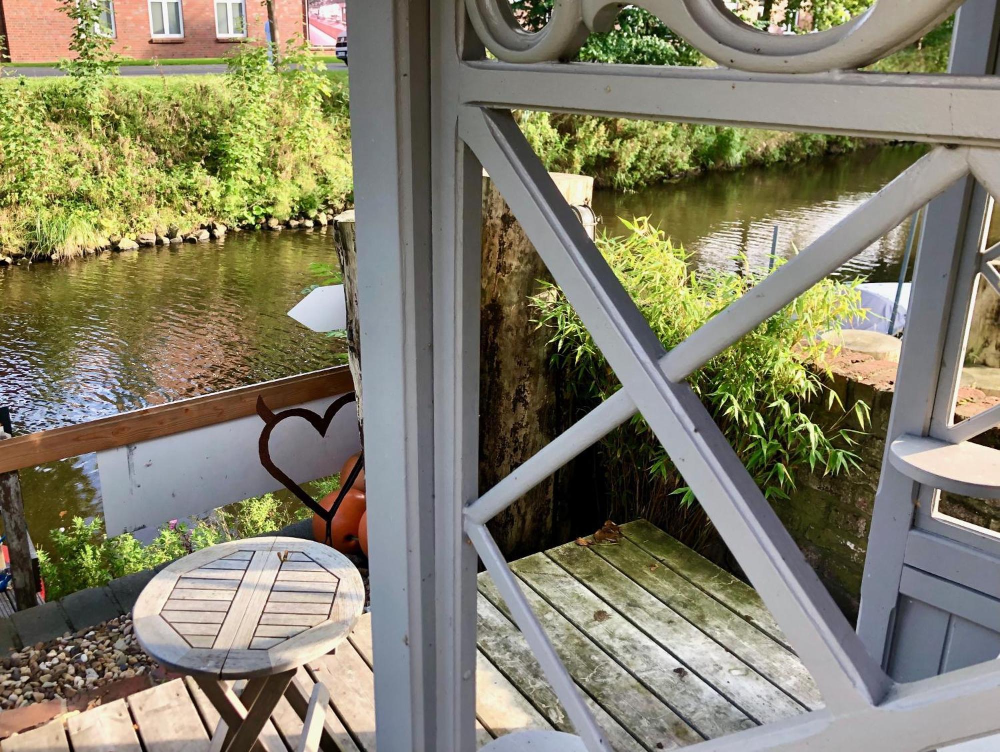 Gaestehaus Kajuete Direkt Am Wasser Friedrichstadt Εξωτερικό φωτογραφία
