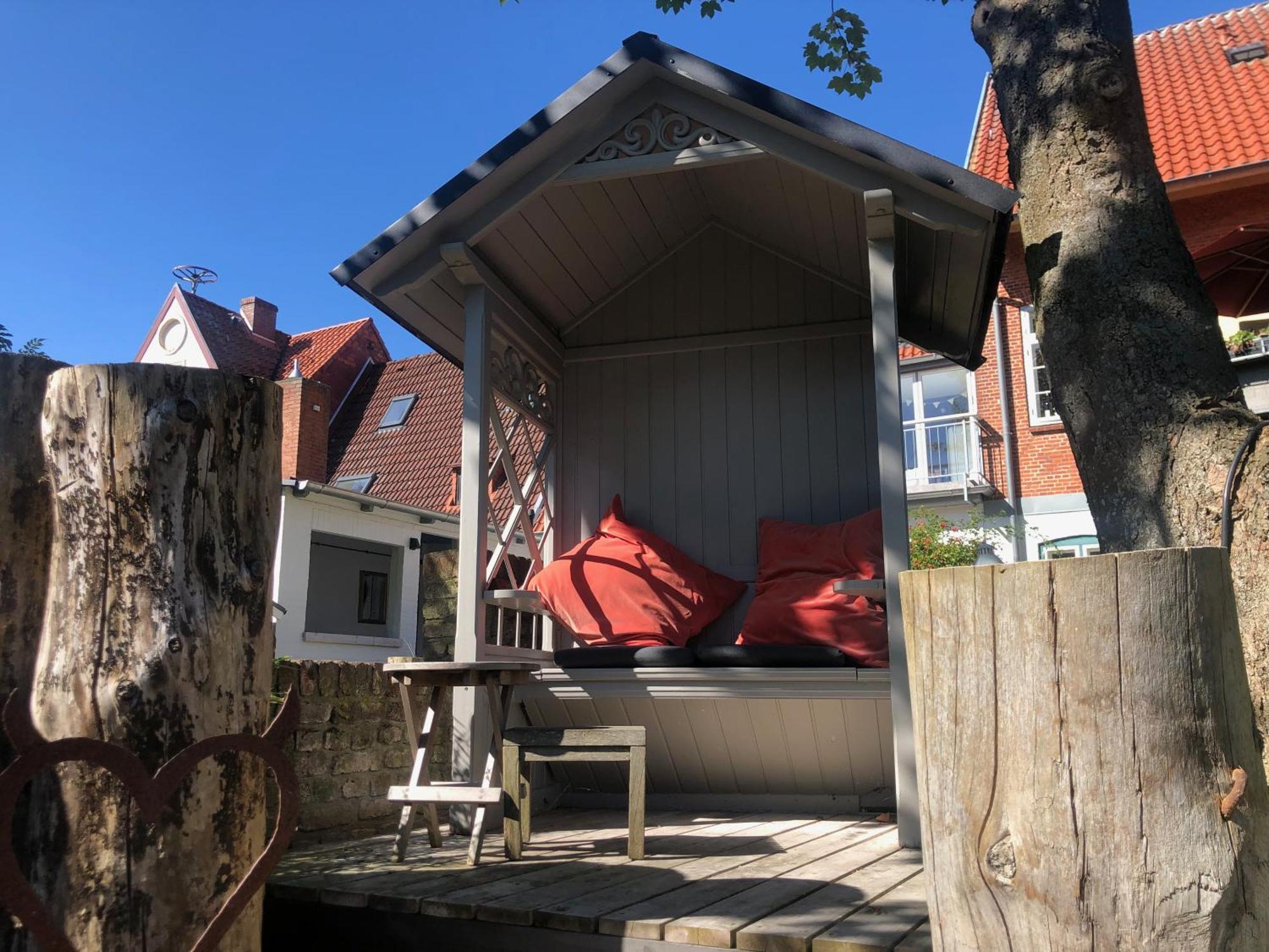 Gaestehaus Kajuete Direkt Am Wasser Friedrichstadt Εξωτερικό φωτογραφία