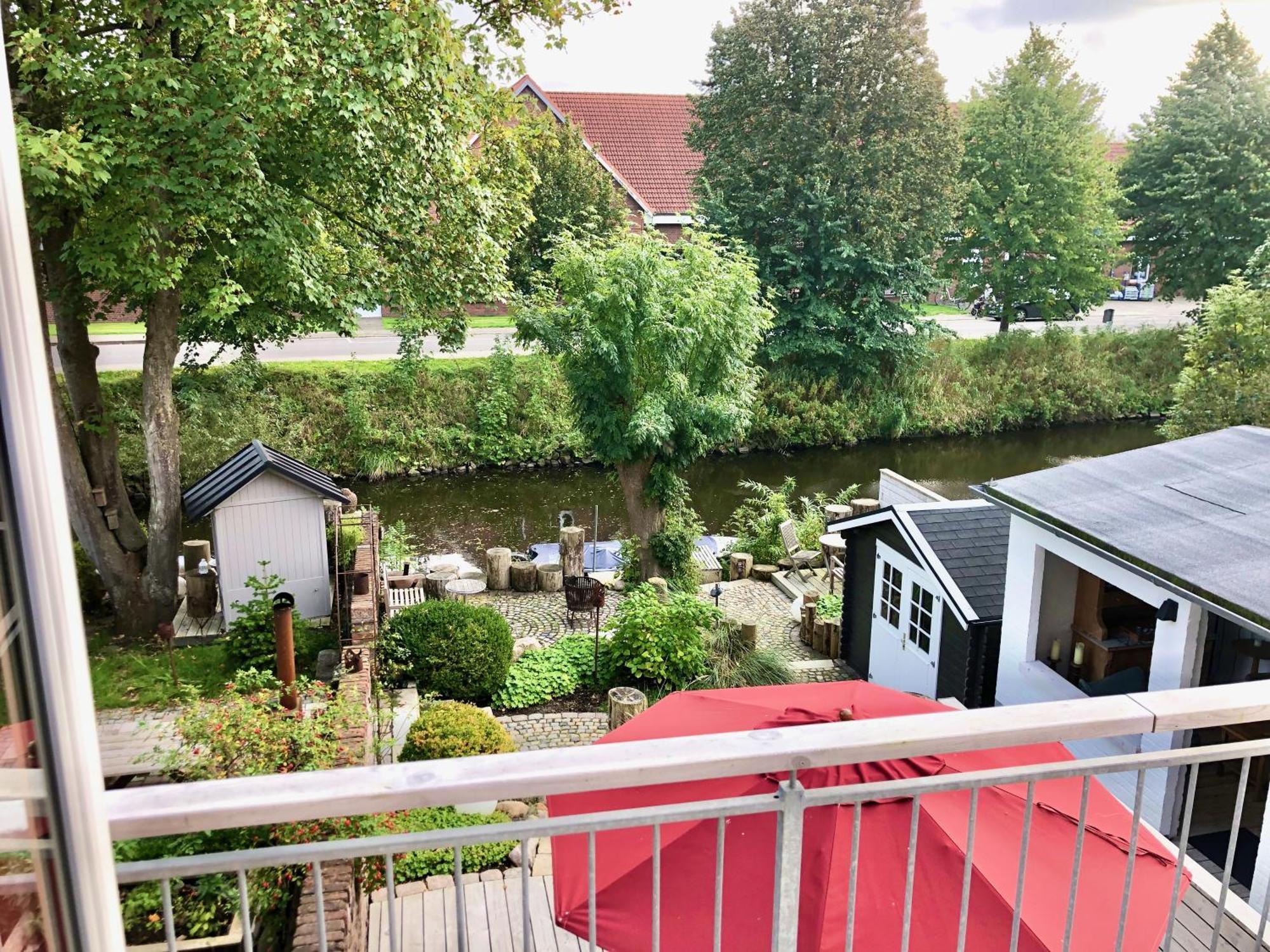 Gaestehaus Kajuete Direkt Am Wasser Friedrichstadt Εξωτερικό φωτογραφία