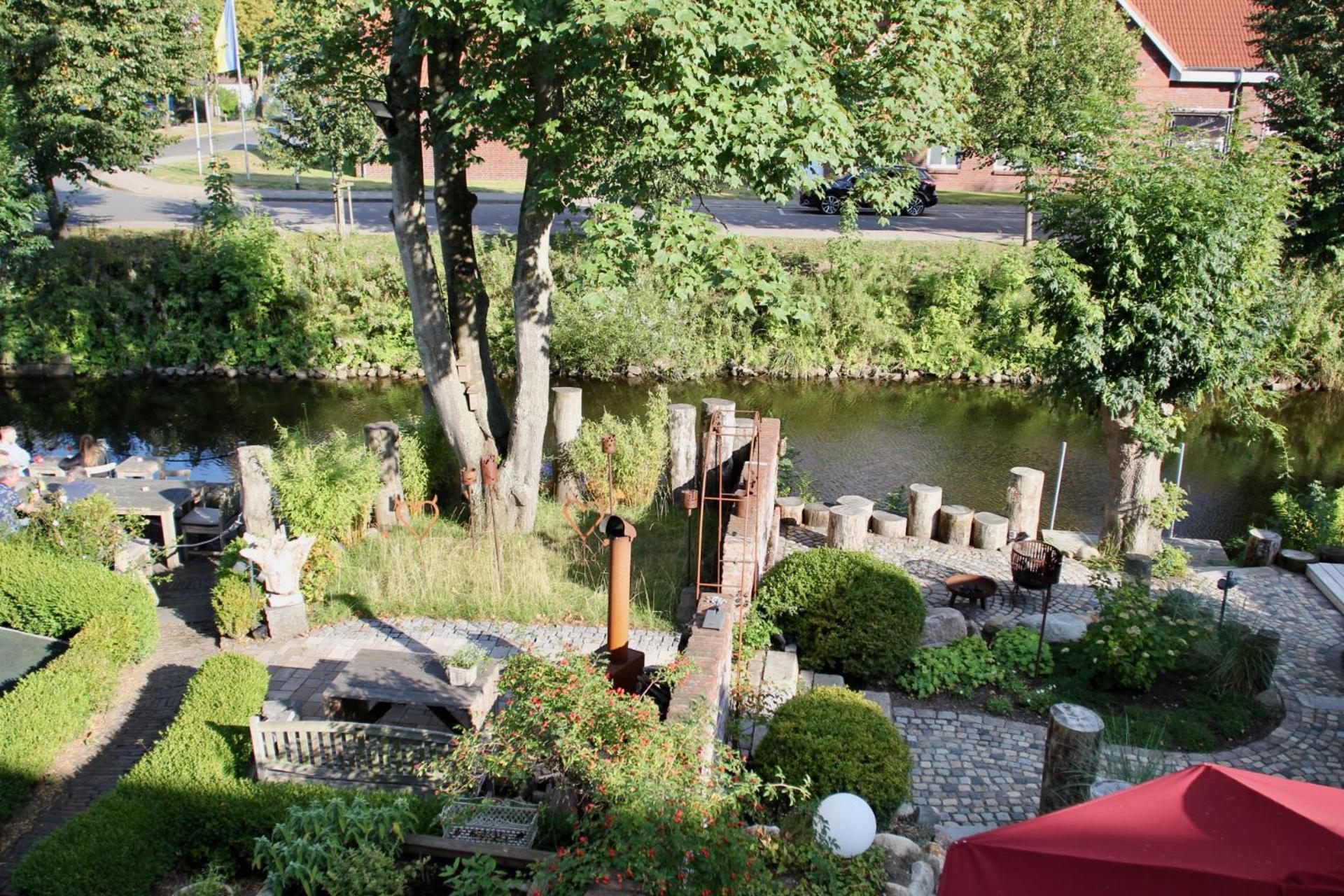 Gaestehaus Kajuete Direkt Am Wasser Friedrichstadt Εξωτερικό φωτογραφία